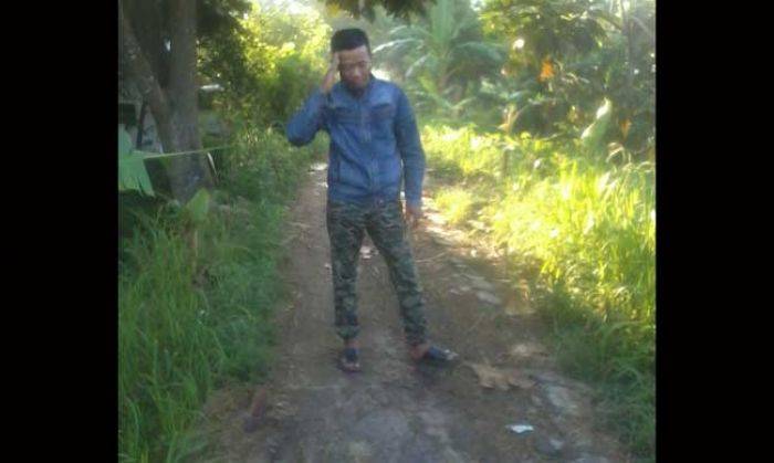 Kades Tampung Lekok Pasuruan Galau Pikirkan Jalan Desa yang Rusak 