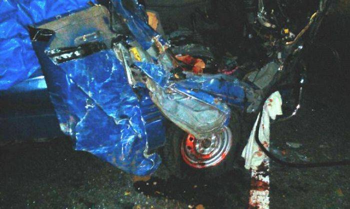 Kecelakaan di Raya Punung: Pikap vs Truk Adu Moncong, Ambulans Pengangkut Korban Kehabisan Bensin Kecelakaan di Raya Punung: Pikap vs Truk Adu Moncong, Ambulans Pengangkut Korban Kehabisan Bensin