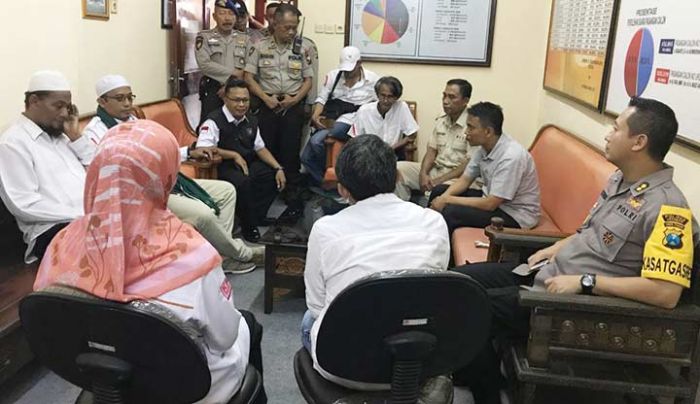 Ditemui Komisioner KPU Jember, Pengunjuk Rasa Sampaikan 6 Tuntutan