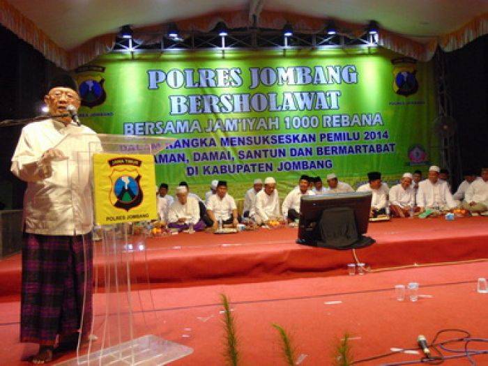 Gus Sholah: Menggunakan Hak Pilih Adalah Ibadah Gus Sholah: Menggunakan Hak Pilih Adalah Ibadah
