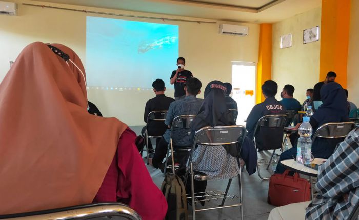 Kader PKS Pelaku UKM Dapat Pelatihan Pemasaran Digital dari Genpro