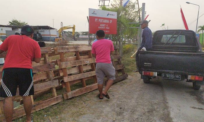 Minta Kompensasi, Warga Tutup Pintu Masuk Lapangan Sukowati Pad B