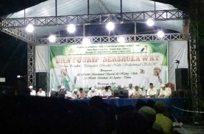 Warga Banyuurip Bersholawat Bersama Pertamina EP Warga Banyuurip Bersholawat Bersama Pertamina EP