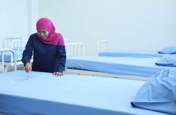 Antisipasi Covid-19, Siapkan 132 Ruang Isolasi Tambahan, Khofifah: Siap Tenda sebelum Hujan Antisipasi Covid-19, Siapkan 132 Ruang Isolasi Tambahan, Khofifah: Siap Tenda sebelum Hujan