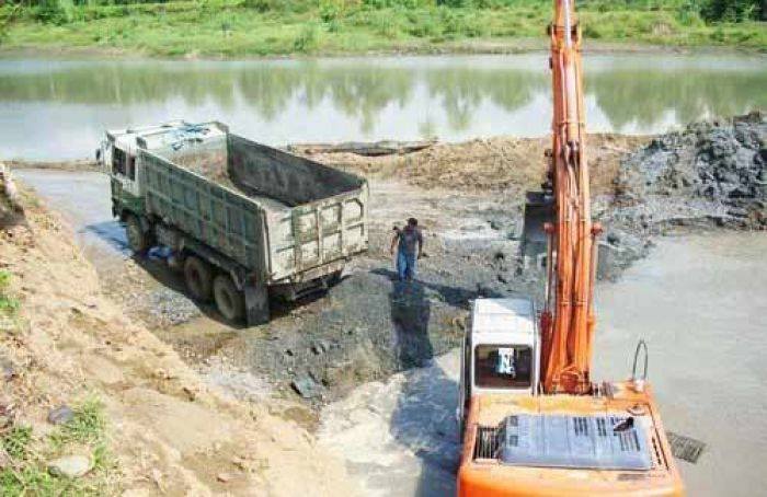 Ijin Pertambangan Diambil Alih Provinsi, PAD Kabupaten Mojokerto Susut Ijin Pertambangan Diambil Alih Provinsi, PAD Kabupaten Mojokerto Susut