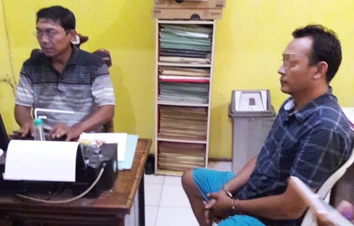 Bawa Sabu dan Alat Hisapnya, Warga Porong Sidoarjo Digelandang Petugas Bawa Sabu dan Alat Hisapnya, Warga Porong Sidoarjo Digelandang Petugas