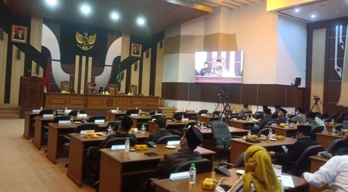 Minta Penjelasan Soal Perubahan Menjadi SMAN 1 Taruna Madani, Komisi IV Kunjungi SMAN 1 Bangil Minta Penjelasan Soal Perubahan Menjadi SMAN 1 Taruna Madani, Komisi IV Kunjungi SMAN 1 Bangil