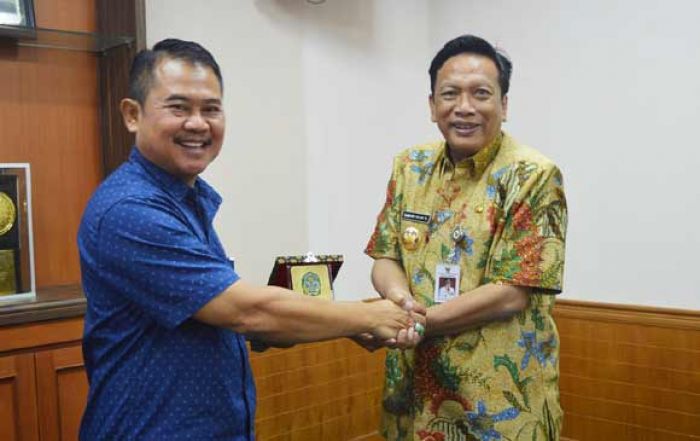 DPRD Gunung Kidul Berguru tentang Pemberdayaan Nelayan ke Gresik DPRD Gunung Kidul Berguru tentang Pemberdayaan Nelayan ke Gresik