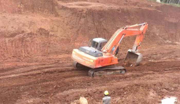 Hasil Jual Tanah Kerukan Waduk Sumengko Jadi Bancakan, Tarso Sagito: Itu Korupsi! Hasil Jual Tanah Kerukan Waduk Sumengko Jadi Bancakan, Tarso Sagito: Itu Korupsi!