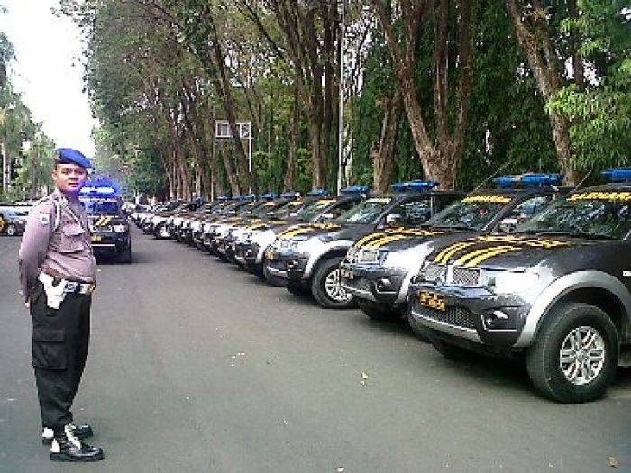 Kapolres Bojonegoro Lepas 574 Personel untuk Amankan Pilpres Kapolres Bojonegoro Lepas 574 Personel untuk Amankan Pilpres