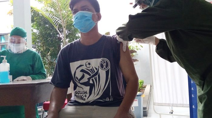 Pemkot Madiun Gelar Vaksinasi Tahap II bagi Pelayan Publik dan Wartawan Pemkot Madiun Gelar Vaksinasi Tahap II bagi Pelayan Publik dan Wartawan