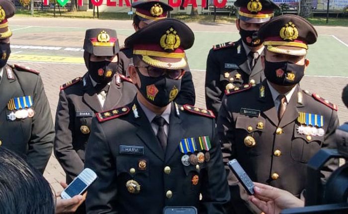 Polres Batu Gelar Peringatan Hari Bhayangkara ke-74 Secara Virtual Polres Batu Gelar Peringatan Hari Bhayangkara ke-74 Secara Virtual