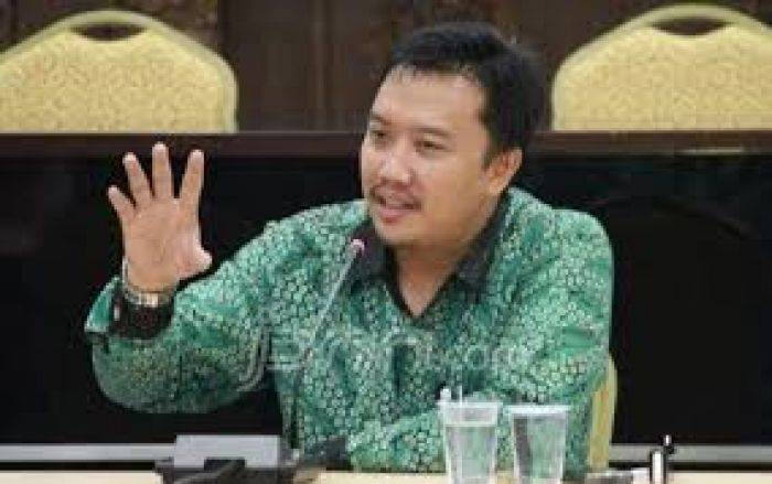 Menpora Imam Nahrawi, Tokoh Pemuda Penggemar Tenis Meja dari Madura Menpora Imam Nahrawi, Tokoh Pemuda Penggemar Tenis Meja dari Madura