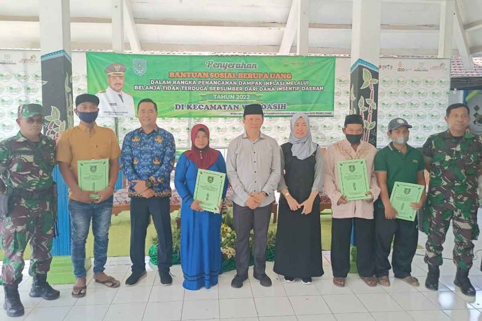 Pemkot Probolinggo Salurkan Bansos Dampak Inflasi Pemkot Probolinggo Salurkan Bansos Dampak Inflasi