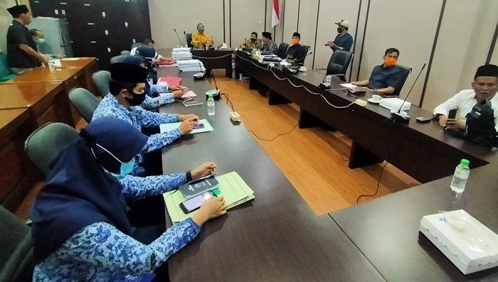 Soal Kasus Selingkuh ASN Dinkes Pasuruan, Komisi I: Pengajuan Cerai Melanggar PP Nomor 53 Soal Kasus Selingkuh ASN Dinkes Pasuruan, Komisi I: Pengajuan Cerai Melanggar PP Nomor 53