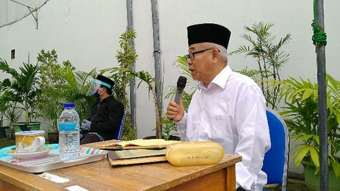 Kiai Asep Minta DKI & Jatim Tak Kecil Hati, meski Terbanyak Kasus Covid-19 Kiai Asep Minta DKI & Jatim Tak Kecil Hati, meski Terbanyak Kasus Covid-19