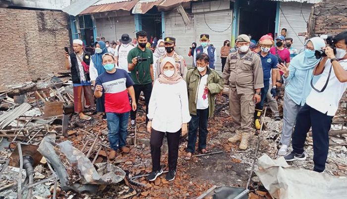 Bupati Banyuwangi Siapkan Relokasi Pedagang Pasar Galekan yang Terbakar