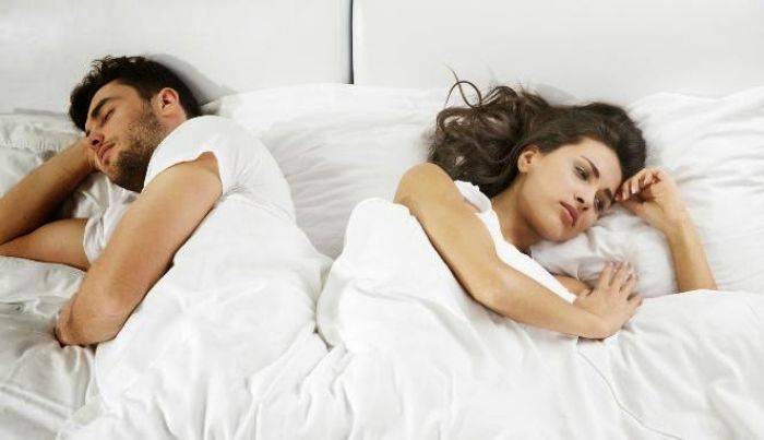 Tafsir Al-Hijr 47: Hukum Tidur Menyingkur Pasangan Tafsir Al-Hijr 47: Hukum Tidur Menyingkur Pasangan