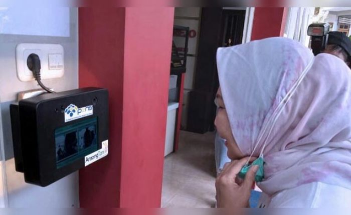 Perketat Protkes Lewat Cluster Control New Normal, Alarm Berbunyi Otomatis Jika Tak Jaga Jarak Perketat Protkes Lewat Cluster Control New Normal, Alarm Berbunyi Otomatis Jika Tak Jaga Jarak