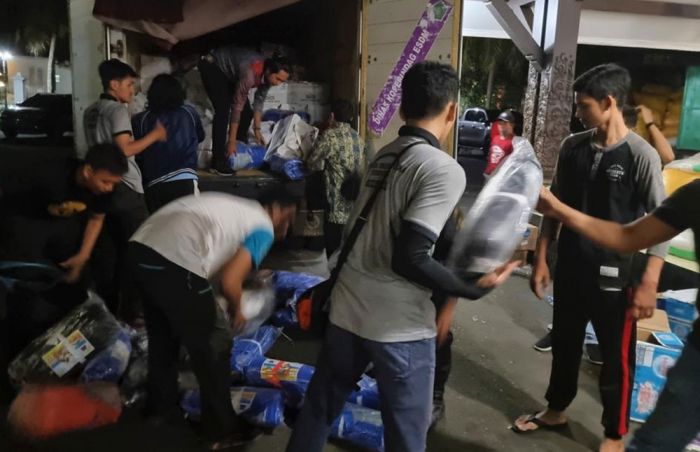 SIG Kirim Bantuan Bahan Makanan dan Perlengkapan Senilai Rp100 Juta untuk Korban Erupsi Semeru SIG Kirim Bantuan Bahan Makanan dan Perlengkapan Senilai Rp100 Juta untuk Korban Erupsi Semeru
