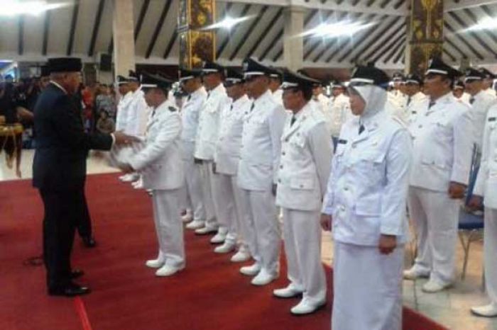 Pelantikan 57 Kepala Desa Baru, Dilanjut dengan Buka Bersama di Pendopo Kabupaten Malang Pelantikan 57 Kepala Desa Baru, Dilanjut dengan Buka Bersama di Pendopo Kabupaten Malang