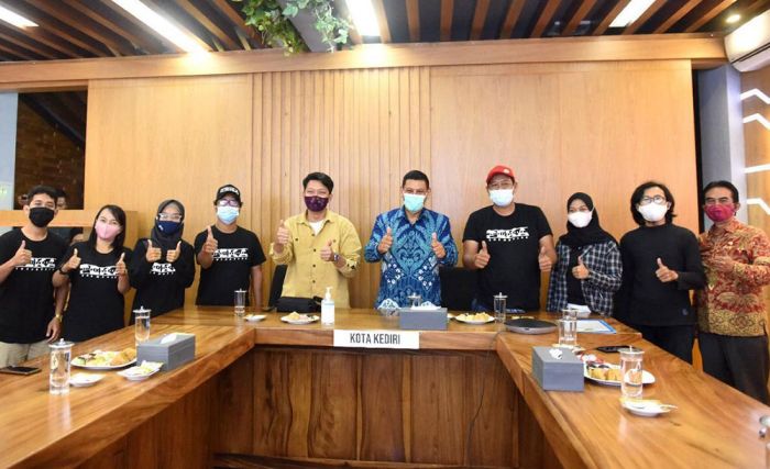 Dorong Industri Kreatif, Wali Kota Kediri Dukung Open Casting Film PEKA 2 Dorong Industri Kreatif, Wali Kota Kediri Dukung Open Casting Film PEKA 2