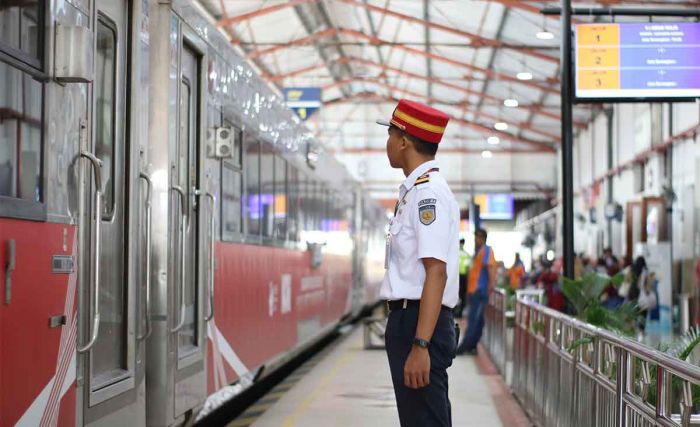 Daop 8 Surabaya: Penumpang KA Semester I/2024 Naik 12,9 persen Daop 8 Surabaya: Penumpang KA Semester I/2024 Naik 12,9 persen