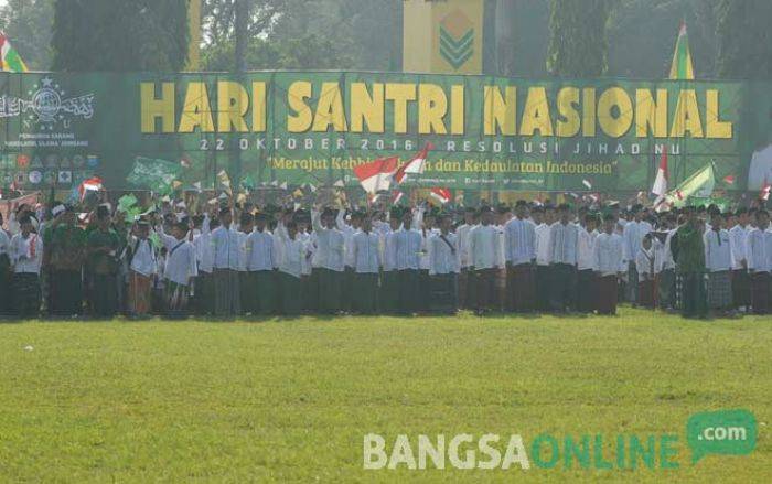 Ribuan Santri Ikuti Apel Hari Santri Nasional di Alun-Alun Jombang