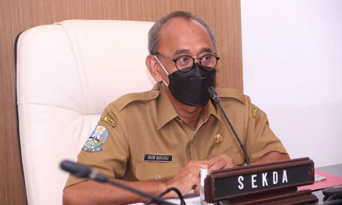 Rakor PPKM Mikro Virtual, Pj. Sekda Anom Surahno Sampaikan Perkembangan Covid-19 di Kota Pasuruan