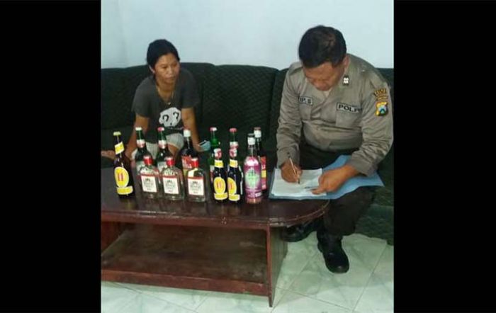 Malam Tahun Baru, Polisi Amankan Ratusan Botol Miras Malam Tahun Baru, Polisi Amankan Ratusan Botol Miras