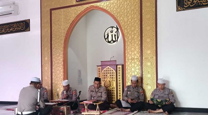 Rutin Gelar Khotmil Quran, Polsek Buduran Perkuat Iman dan Kebersamaan Personel