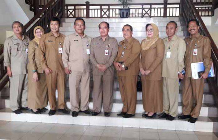 Pensiun, Sekkab Gresik Pamitan Pejabat Pensiun, Sekkab Gresik Pamitan Pejabat
