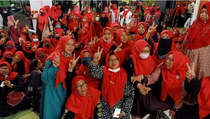 Gus Yani-Bu Min Prioritaskan Pemberdayaan UMKM Emak-emak Untuk Tingkatkan Kesejahteraan Gus Yani-Bu Min Prioritaskan Pemberdayaan UMKM Emak-emak Untuk Tingkatkan Kesejahteraan