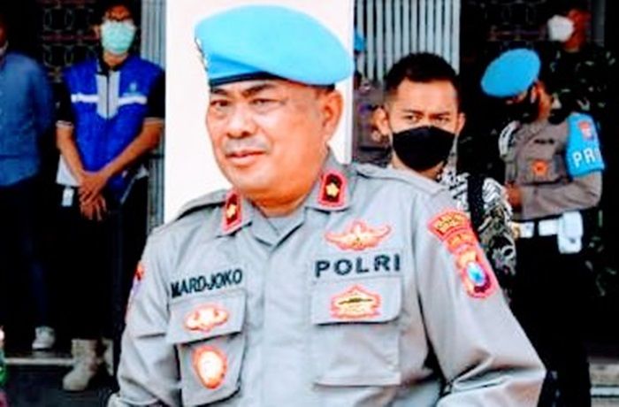 Pascatahanan Tewas Gantung Diri, Propam Polrestabes Surabaya Periksa 11 Anggota Polsek Tambaksari Pascatahanan Tewas Gantung Diri, Propam Polrestabes Surabaya Periksa 11 Anggota Polsek Tambaksari