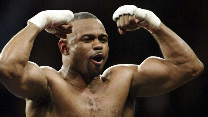 Mike Tyson Vs Roy Jones Jr, Bahagia Jika Mati dalam Pertarungan Mike Tyson Vs Roy Jones Jr, Bahagia Jika Mati dalam Pertarungan