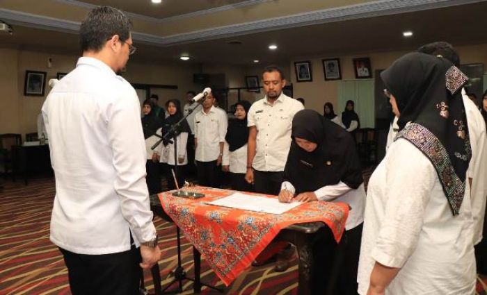 Plt Wali Kota Pasuruan Lantik 11 Pejabat Fungsional Plt Wali Kota Pasuruan Lantik 11 Pejabat Fungsional