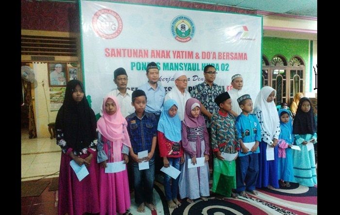 Pertamina EP dan PT SI Berbagi dengan Anak Yatim di Ponpes Senori Pertamina EP dan PT SI Berbagi dengan Anak Yatim di Ponpes Senori