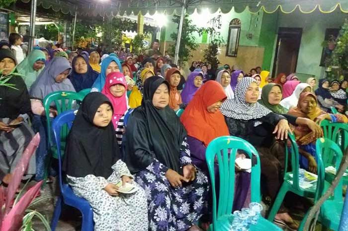 Dihadiri 1000 Warga Sarirogo Sidoarjo, Kiai Asep Dirikan Ratusan Posko Khofifah Dihadiri 1000 Warga Sarirogo Sidoarjo, Kiai Asep Dirikan Ratusan Posko Khofifah