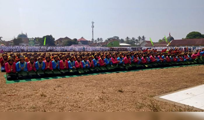 9 Alasan dan Dasar Mengapa Pesantren Layak Disebut Sebagai Laboratorium Perdamaian 9 Alasan dan Dasar Mengapa Pesantren Layak Disebut Sebagai Laboratorium Perdamaian