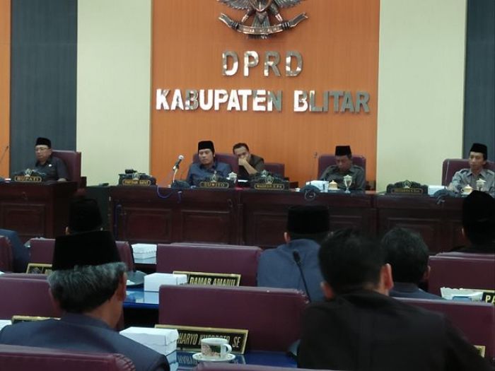 DPRD Blitar Gelar Paripurna Pandangan Umum Fraksi Terkait Tiga Ranperda