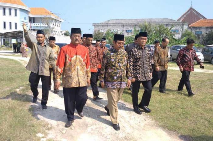 Mendikbud Ngotot Berlakukan Kebijakan FDS di Tahun Pelajaran 2017/2018 Mendikbud Ngotot Berlakukan Kebijakan FDS di Tahun Pelajaran 2017/2018