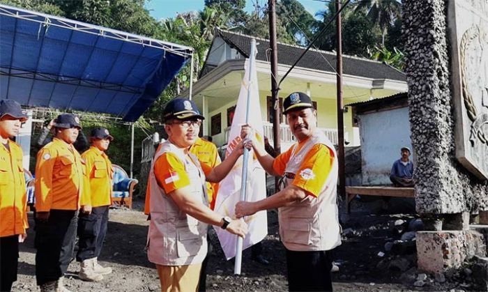 Kabakorwil III Provinsi Jatim Terima Pataka Destana Tsunami Kabakorwil III Provinsi Jatim Terima Pataka Destana Tsunami