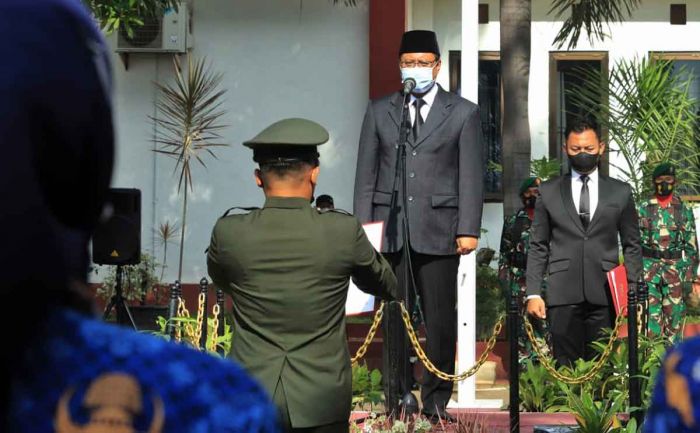 Peringatan Hari Pahlawan 2022 di Kota Pasuruan, Gus Ipul Pimpin Upacara dan Ziarah ke TMP Peringatan Hari Pahlawan 2022 di Kota Pasuruan, Gus Ipul Pimpin Upacara dan Ziarah ke TMP