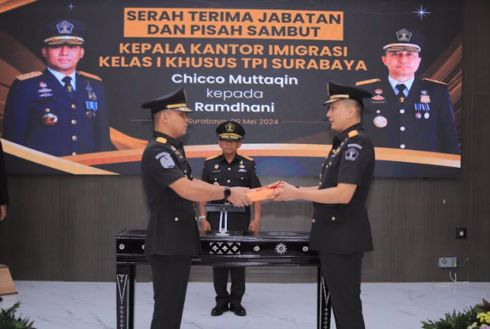 Ramdhani Dilantik Sebagai Kepala Imigrasi Surabaya yang Baru Ramdhani Dilantik Sebagai Kepala Imigrasi Surabaya yang Baru