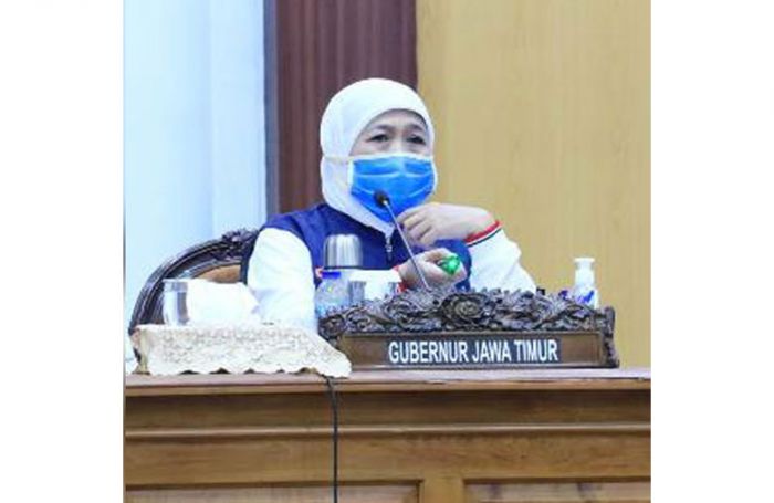 Gubernur Khofifah: Tiga Hari Pertama PSBB, Pelanggar Ditegur Persuasif, Mulai 1 Mei Ditindak Gubernur Khofifah: Tiga Hari Pertama PSBB, Pelanggar Ditegur Persuasif, Mulai 1 Mei Ditindak