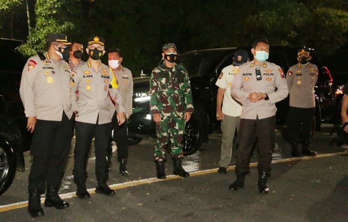 Pastikan Kesiapan Pos Pengendali PPKM Darurat, Wakapolda Jatim Tinjau Polrestabes Surabaya Pastikan Kesiapan Pos Pengendali PPKM Darurat, Wakapolda Jatim Tinjau Polrestabes Surabaya