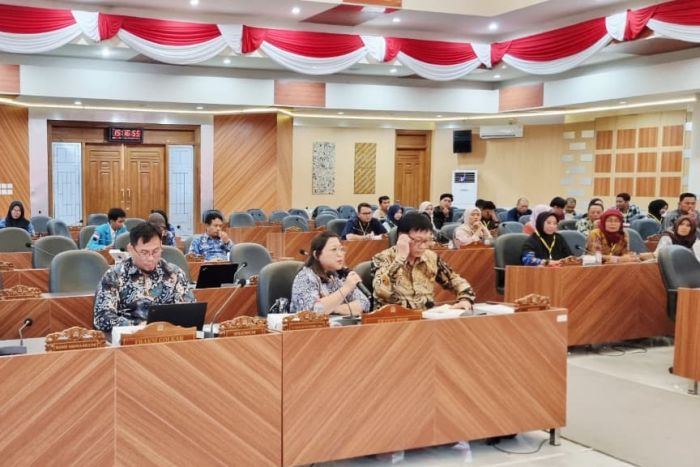 Komisi II DPRD Tuban dan PT PRPP Gelar Raker soal CSR Beasiswa Komisi II DPRD Tuban dan PT PRPP Gelar Raker soal CSR Beasiswa