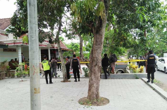 Densus 88 Tangkap Terduga Teroris di Ponorogo Densus 88 Tangkap Terduga Teroris di Ponorogo