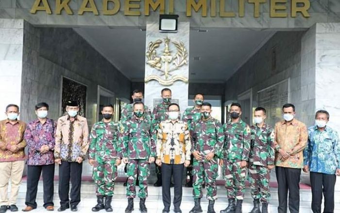 Siapkan Beasiswa, Bupati Pamekasan Baddrut Tamam Silaturrahim ke Mako AAU dan Akmil Magelang Siapkan Beasiswa, Bupati Pamekasan Baddrut Tamam Silaturrahim ke Mako AAU dan Akmil Magelang