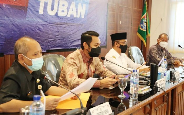 Akibat Pandemi Covid-19, Pertumbuhan Ekonomi di Tuban Turun 0,83 Persen, Inflasi Juga Tinggi Akibat Pandemi Covid-19, Pertumbuhan Ekonomi di Tuban Turun 0,83 Persen, Inflasi Juga Tinggi